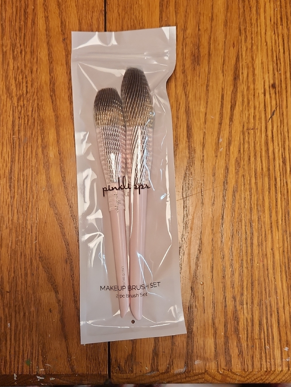 Soft Pink 2-Piece Makeup Brush Set